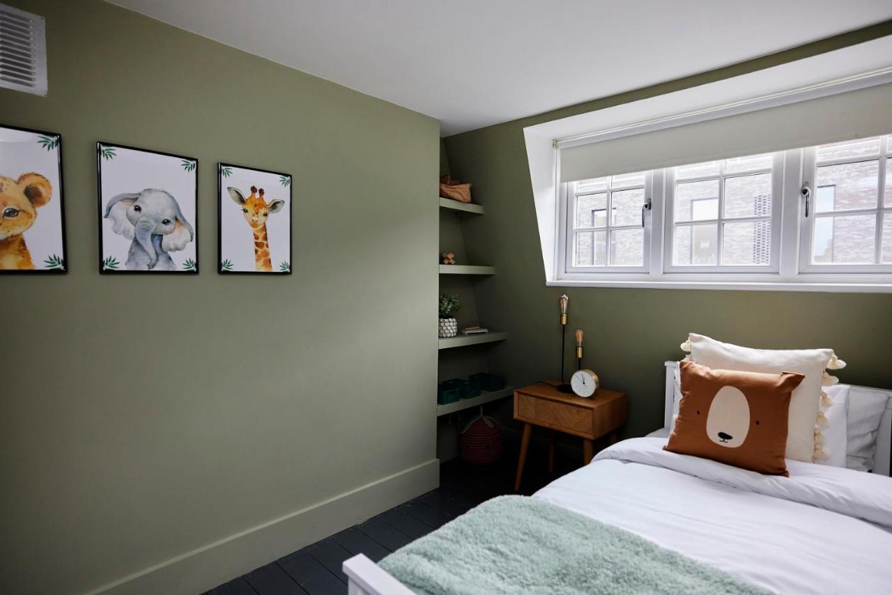 Appartamento The Southwark Townhouse - Adorable 3Bdr House With Garden Londra Esterno foto